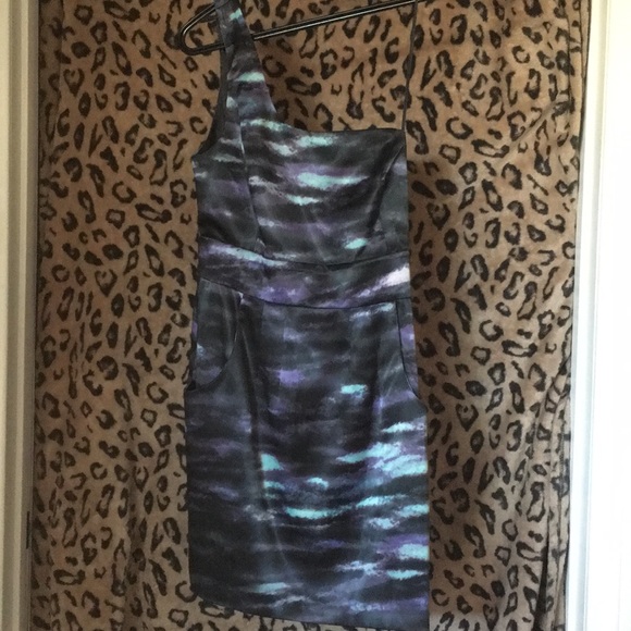 Guess Dresses & Skirts - Guess one shoulder satin dress